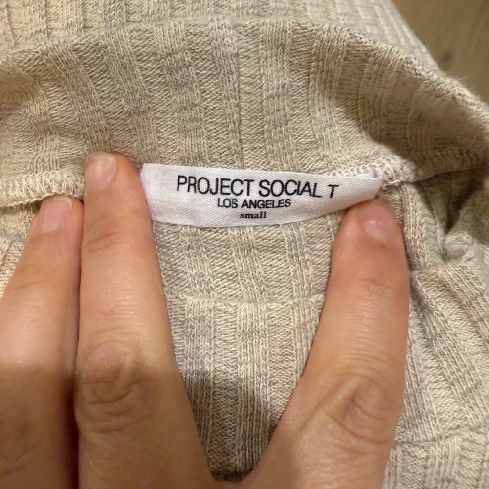 Project Social T Ruched Front Sweater Rib Tank - Picture 8 of 9